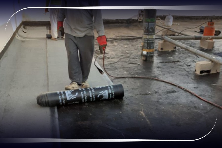 عزل مائي وحراري مركب من تنفيذ شركة عوازل حائل لضمان حماية طويلة الأمد